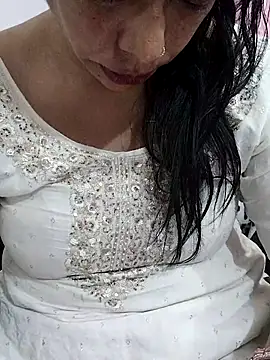 Urmila bhabhii online show from 02-19-26, 04:20