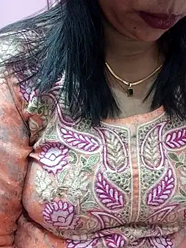 Urmila bhabhii online show from 03-04-25, 08:24