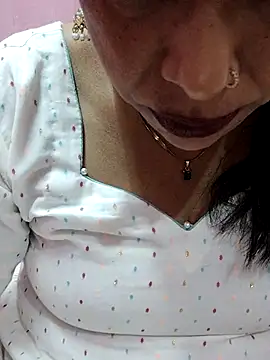 Urmila bhabhii online show from 03-18-25, 02:39