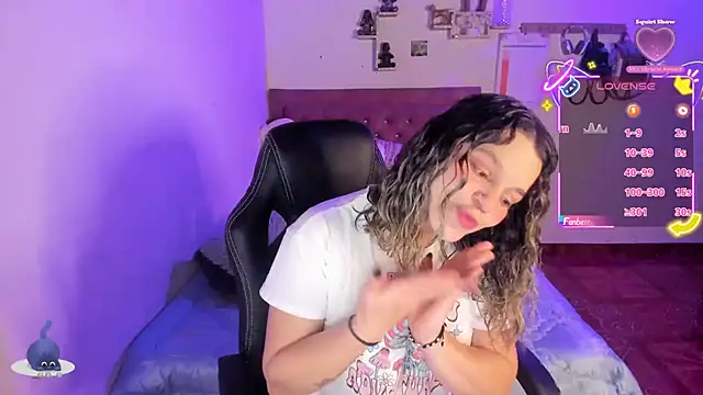 Sabrina Hall  online show from 10-21-25, 02:44