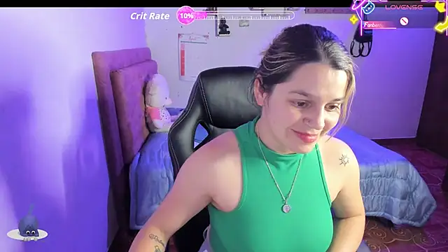 Sabrina Hall  online show from 09-12-25, 04:01