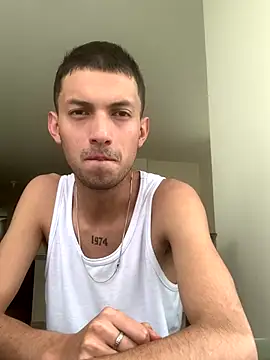 Snapshot of Dylan_west chatting on 10-24-25, 02:38 Dylan west online show from 10-24-25, 02:38