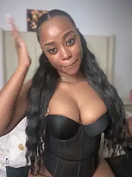 Snapshot of BhadBhad_Kitty chatting on 10-27-25, 05:30 BhadBhad Kitty online show from 10-27-25, 05:30