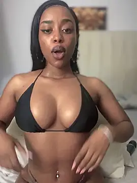 Snapshot of BhadBhad_Kitty chatting on 09-16-25, 09:32 BhadBhad Kitty online show from 09-16-25, 09:32