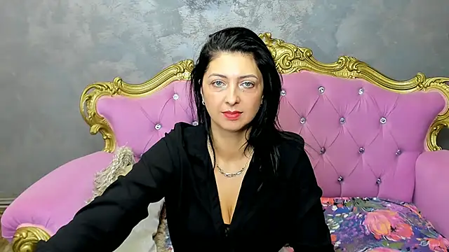 DivinSandra online show from 02-28-25, 09:25