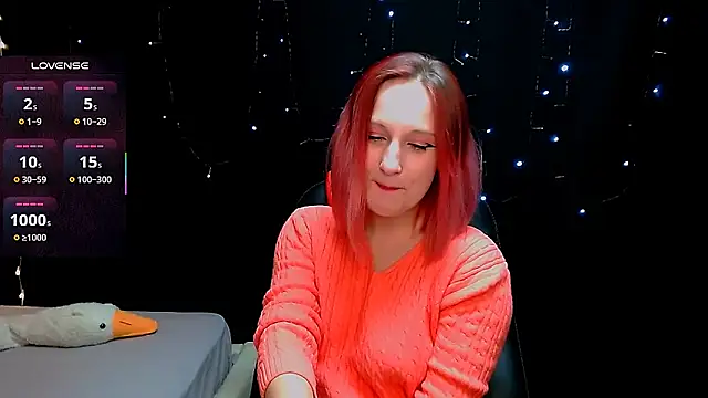 Snapshot of AgathaNoxe chatting on 02-13-25, 10:00 AgathaNoxe online show from 02-13-25, 10:00