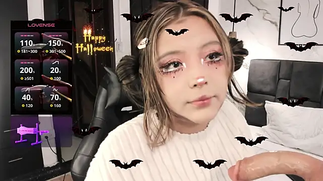 Teen sofia  online show from 10-28-25, 04:13