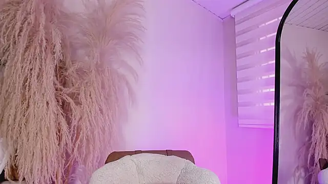 Snapshot of ariana_rosse__ chatting on 02-04-25, 03:36 ariana rosse   online show from 02-04-25, 03:36