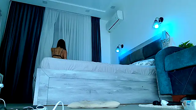 Brenda M00n online show from 10-29-25, 03:11