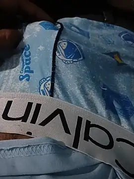 HotPrism439 online show from 11-02-25, 08:36