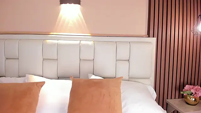 AvyMilton online show from 03-16-26, 11:47