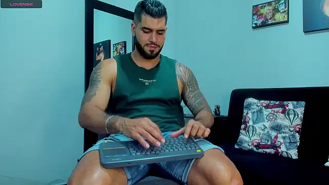 SamirHazard97 online show from 03-06-25, 02:19