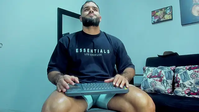 SamirHazard97 online show from 10-04-25, 07:59