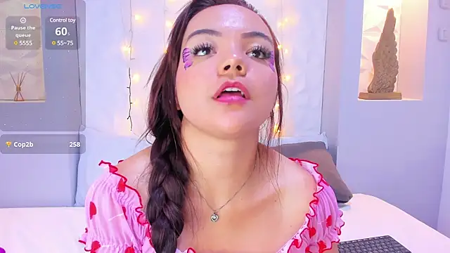 EmilyRouss  online show from 03-14-25, 10:16