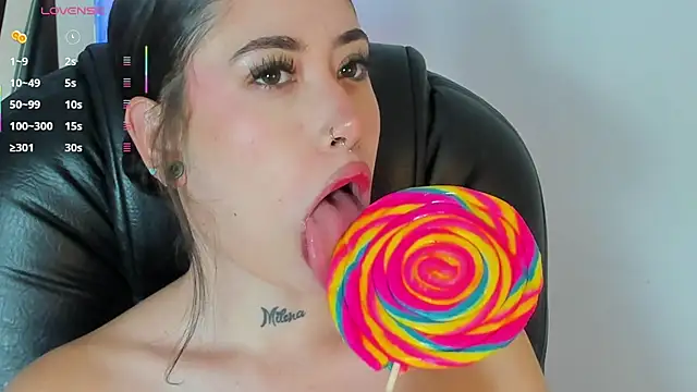 melody suarez online show from 03-12-25, 07:47
