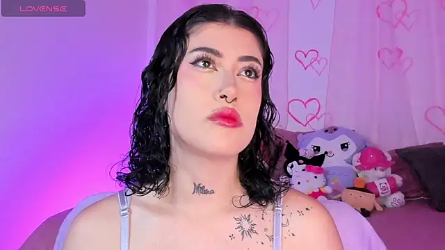 melody suarez online show from 09-28-25, 05:53