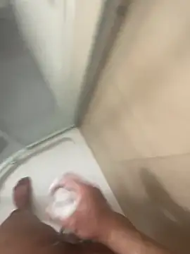 Ermando19 online show from 04-14-26, 05:51