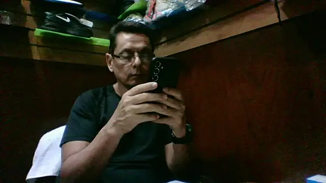 MarcusKelvin online show from 10-30-25, 07:33