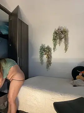 valeria2019hot online show from 03-21-26, 11:36