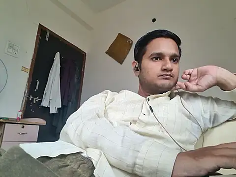 Jonrobinso online show from 10-09-25, 04:35
