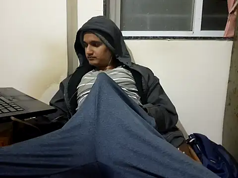 Jonrobinso online show from 12-16-25, 03:16