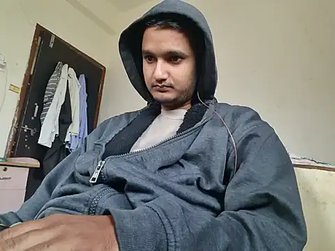 Jonrobinso online show from 11-18-25, 05:11