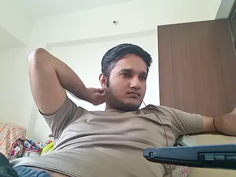 Snapshot of Jonrobinso chatting on 05-30-26, 04:52 Jonrobinso online show from 05-30-26, 04:52