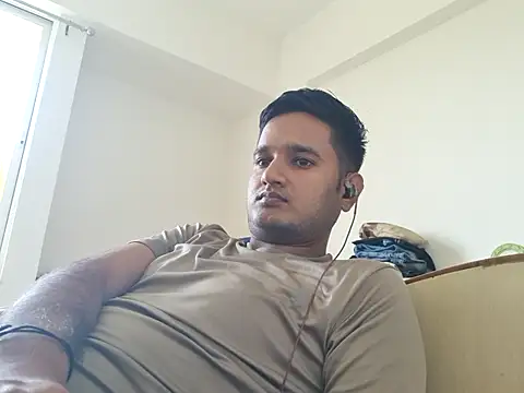 Jonrobinso online show from 04-04-26, 05:36