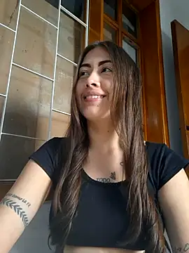 Snapshot of Maralains chatting on 03-21-25, 12:07 Maralains online show from 03-21-25, 12:07