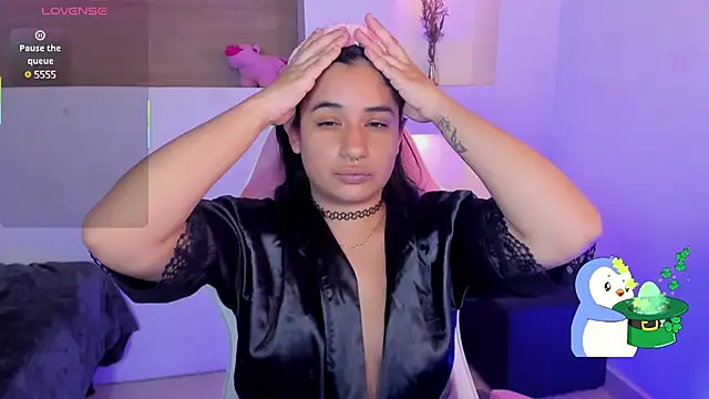 Snapshot of BonnieTaylor0 chatting on 03-18-25, 03:34 BonnieTaylor0 online show from 03-18-25, 03:34