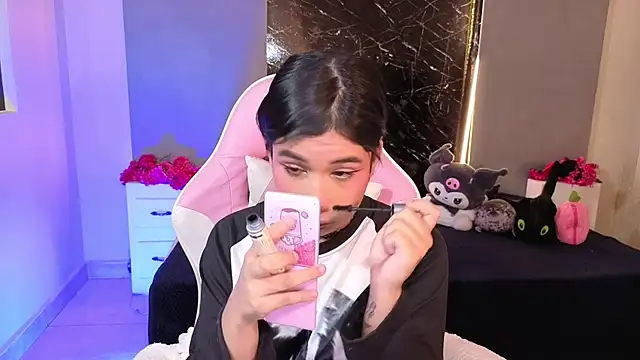 Snapshot of BonnieTaylor0 chatting on 09-14-25, 04:02 BonnieTaylor0 online show from 09-14-25, 04:02