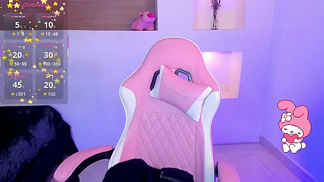 Snapshot of BonnieTaylor0 chatting on 03-04-25, 06:47 BonnieTaylor0 online show from 03-04-25, 06:47