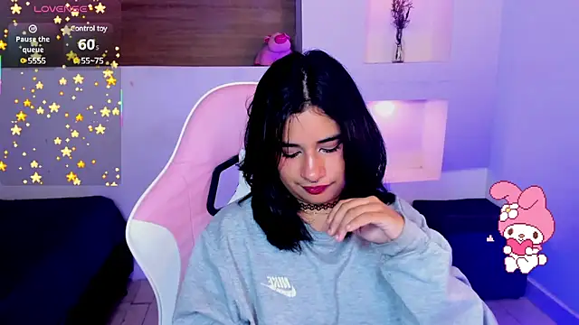 Snapshot of BonnieTaylor0 chatting on 03-01-25, 06:46 BonnieTaylor0 online show from 03-01-25, 06:46