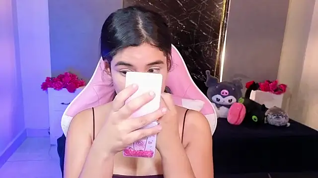 Snapshot of BonnieTaylor0 chatting on 09-21-25, 03:44 BonnieTaylor0 online show from 09-21-25, 03:44