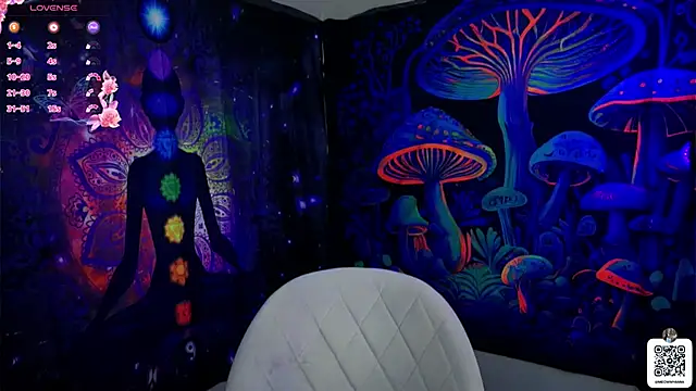 EvelyynLopez online show from 03-18-25, 07:55