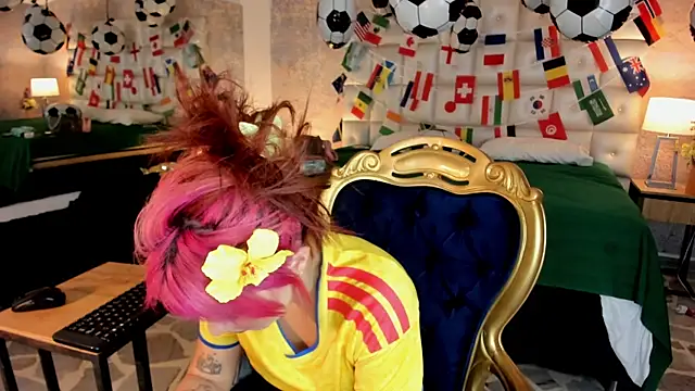 MelaniieRoux online show from 06-22-26, 07:44