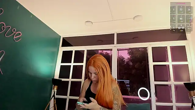 MelaniieRoux online show from 11-06-25, 11:47