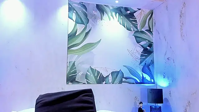 MelaniieRoux online show from 04-16-26, 09:39