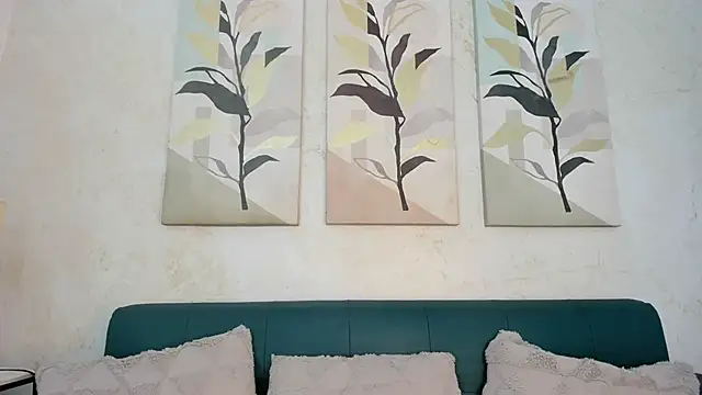 miranda villa online show from 11-30-25, 12:17