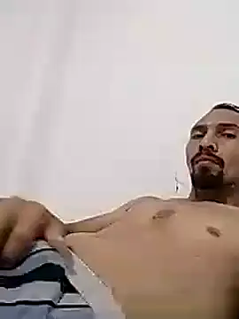 Emilio2034 online show from 01-26-25, 01:20