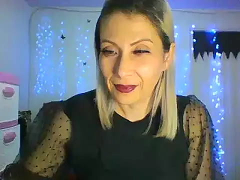 Snapshot of alixia81 chatting on 03-10-25, 11:49 alixia81 online show from 03-10-25, 11:49