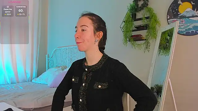 Belle Via online show from 03-15-26, 09:38