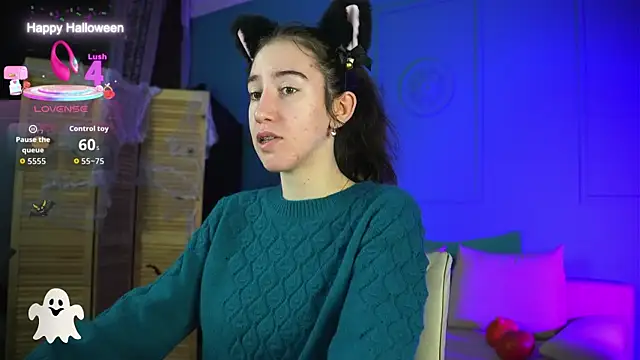 Belle Via online show from 10-31-25, 03:52