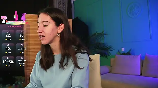 Belle Via online show from 10-13-25, 03:13