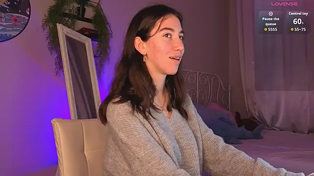 Belle Via online show from 09-20-25, 03:50