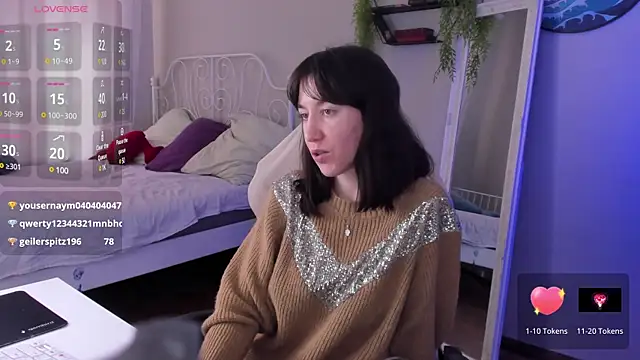 Belle Via online show from 03-16-25, 08:43