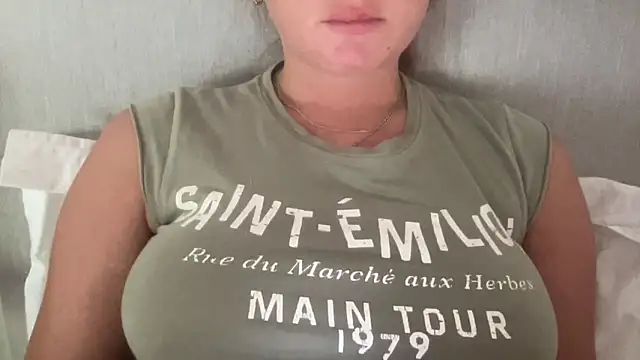KaraLeee online show from 03-04-25, 02:06