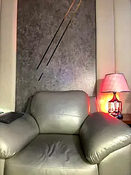 AaronCruz  online show from 11-18-25, 08:45