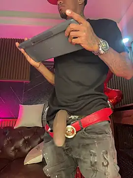 AaronCruz  online show from 02-15-26, 04:46