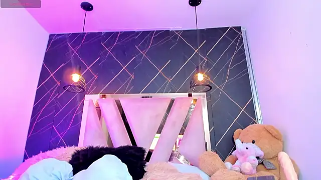 Miia77  online show from 02-06-26, 03:57